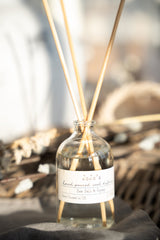 JoJo's Hand Poured Reed Diffuser - Sea Salt & Spray