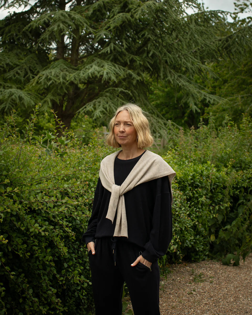 Tori Shrug | Light Fawn