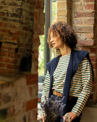 Tori Shrug | Dark Navy